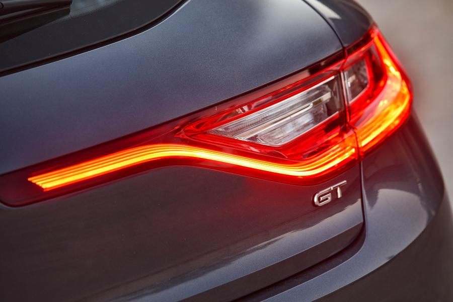 Детали экстерьера Renault Megane GT 2016 года  (ZA) (фото 7 из 17)